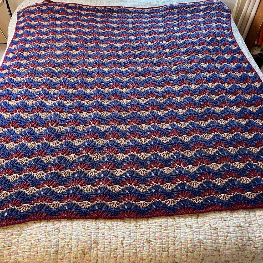 Vintage handmade loose open knit tan red blue throw blanket